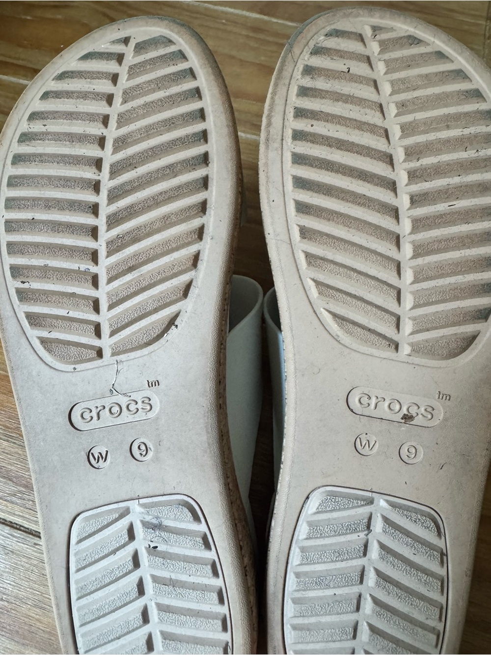Crocs Brooklyn Buckle low cork sandals - Picture 6 of 7